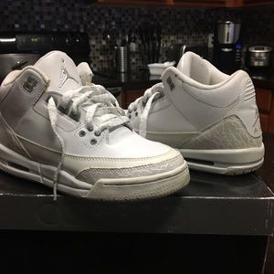 Jordan 3 pure money
